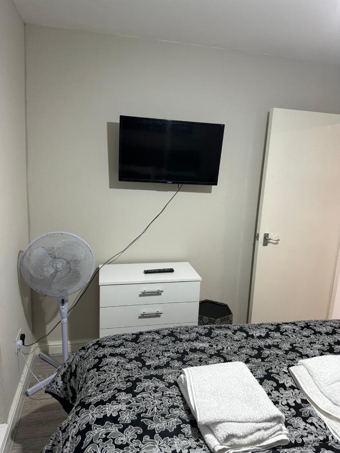 Beautiful Hoe Street First Floor One Bedroom Apartment B Walthamstow Londyn Zewnętrze zdjęcie